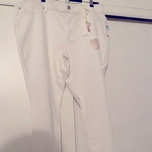 Jessica Simpson stretchy jeans